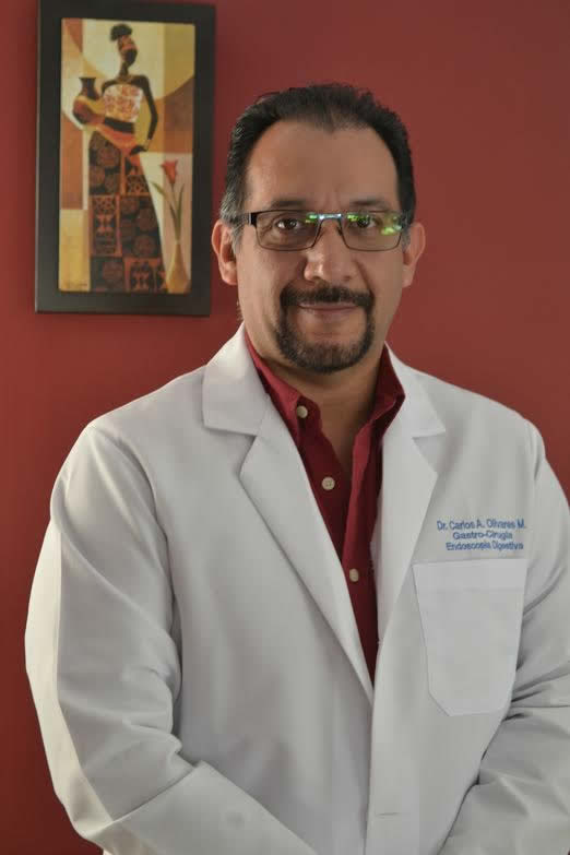 Dr. Carlos Olivares