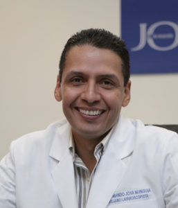 Dr. Armando Joya 